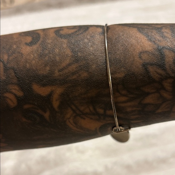 Rare Victoria Secret VS Silver Charm Bracelet - Picture 12 of 13